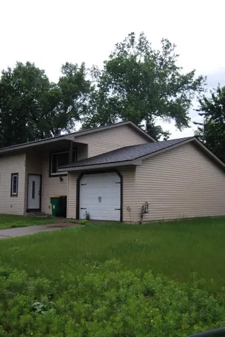 8256 Queen Avenue N Brooklyn Park MN 55444