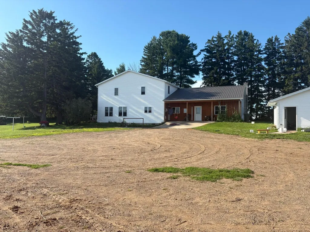241 3 3/4 Street Clayton WI 54004