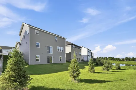 8807 Periwinkle Boulevard Woodbury MN 55129