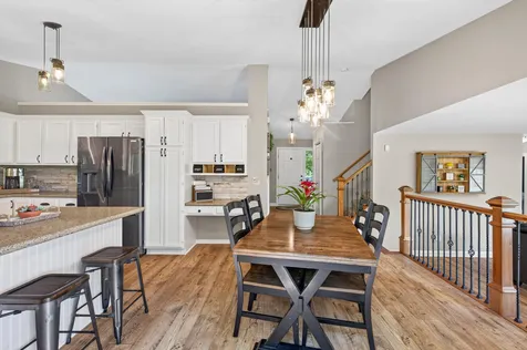 15165 Dartmoor Court Rosemount MN 55068