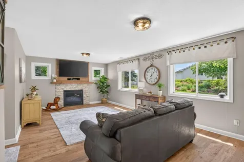 15165 Dartmoor Court Rosemount MN 55068