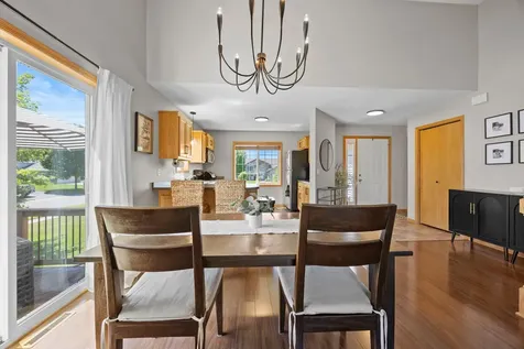 7502 Large Avenue NE Albertville MN 55301
