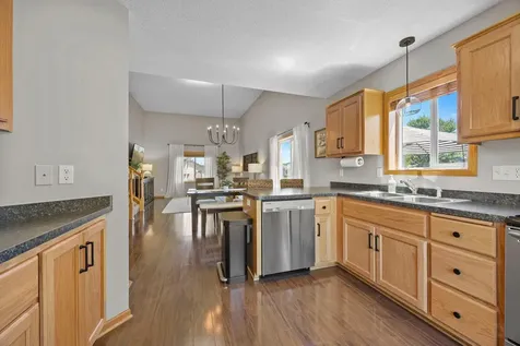 7502 Large Avenue NE Albertville MN 55301