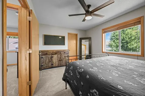 7502 Large Avenue NE Albertville MN 55301