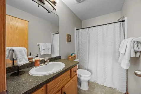 7502 Large Avenue NE Albertville MN 55301