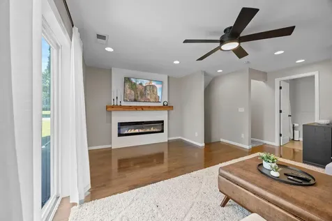 7502 Large Avenue NE Albertville MN 55301