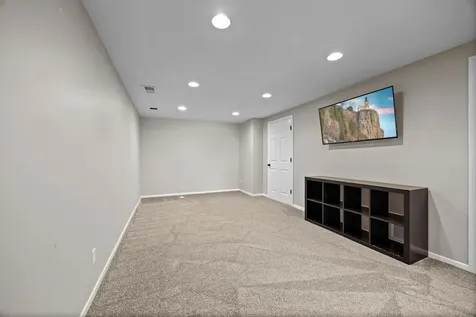 7502 Large Avenue NE Albertville MN 55301