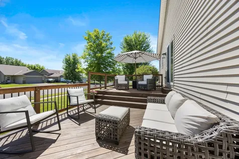 7502 Large Avenue NE Albertville MN 55301