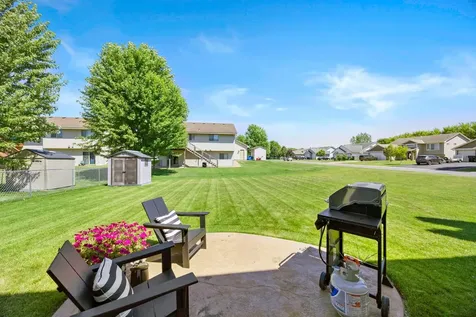 7502 Large Avenue NE Albertville MN 55301