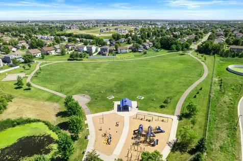 7502 Large Avenue NE Albertville MN 55301