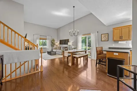 7502 Large Avenue NE Albertville MN 55301