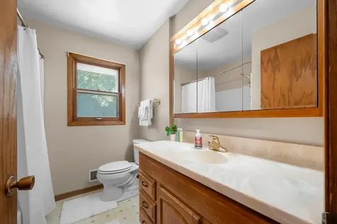 10725 Rich Avenue S Bloomington MN 55437