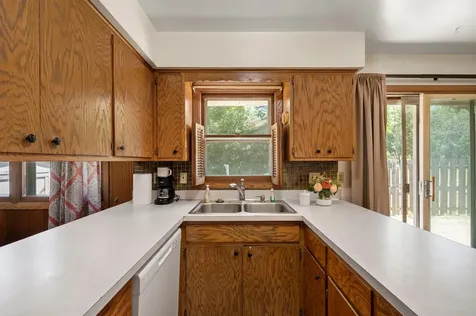 10725 Rich Avenue S Bloomington MN 55437