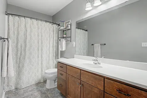 4640 Nine Mile Creek Parkway Bloomington MN 55437