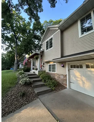 4640 Nine Mile Creek Parkway Bloomington MN 55437