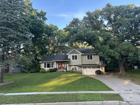 4640 Nine Mile Creek Parkway Bloomington MN 55437