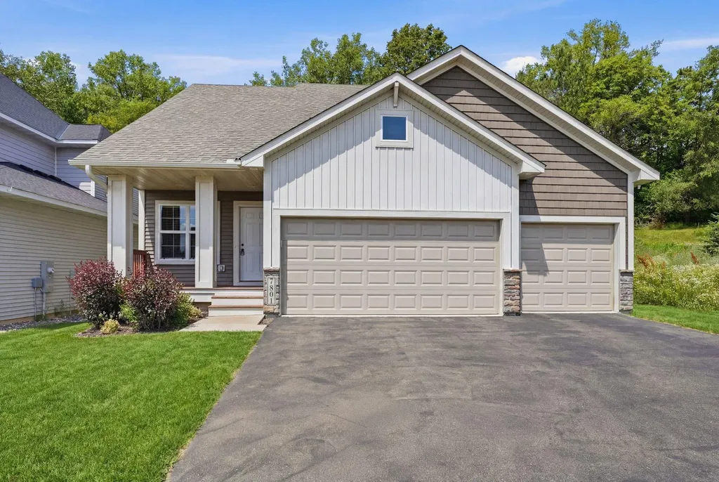 7801 Ava Trail Inver Grove Heights MN 55077