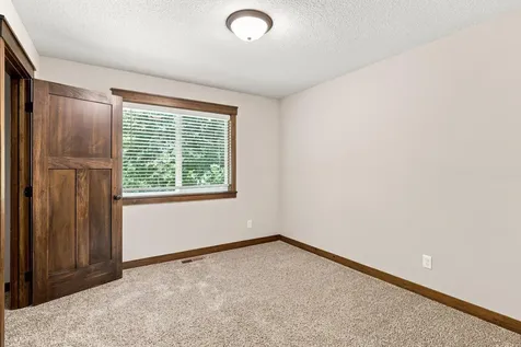 7801 Ava Trail Inver Grove Heights MN 55077