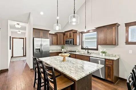 7801 Ava Trail Inver Grove Heights MN 55077