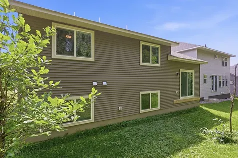 7801 Ava Trail Inver Grove Heights MN 55077