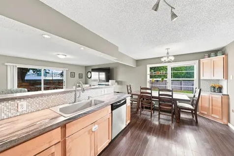 5600 83rd Avenue N Minneapolis MN 55443