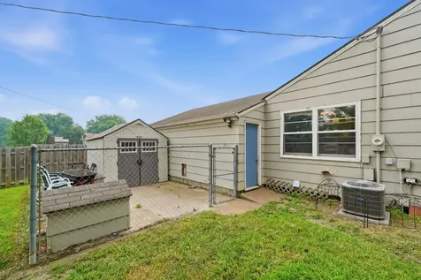 5600 83rd Avenue N Minneapolis MN 55443