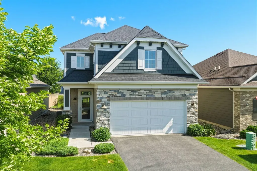 8896 Upper 9th Place N Lake Elmo MN 55042