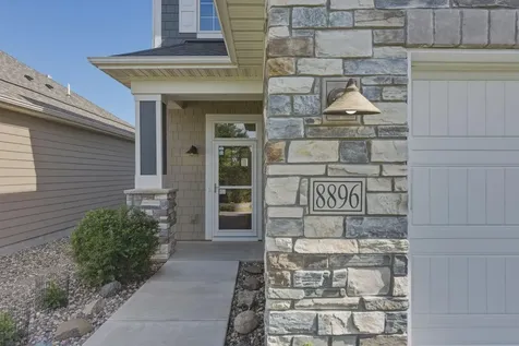 8896 Upper 9th Place N Lake Elmo MN 55042