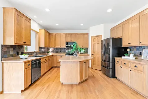 9082 Glenborough Drive Elko New Market MN 55020