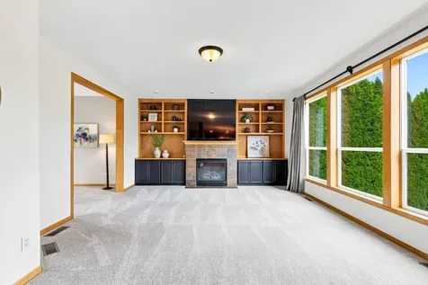 9082 Glenborough Drive Elko New Market MN 55020