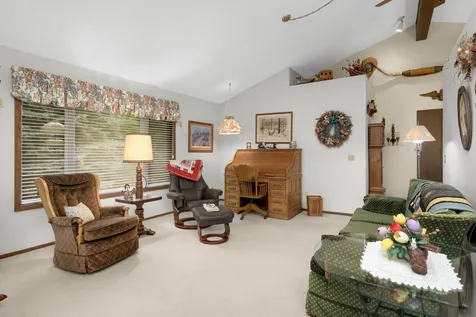 3325 Niagara Lane N Plymouth MN 55447