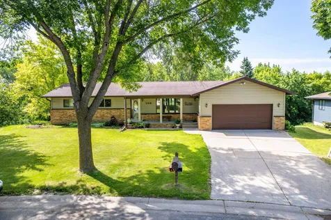 108 E Oriole Drive Fergus Falls MN 56537