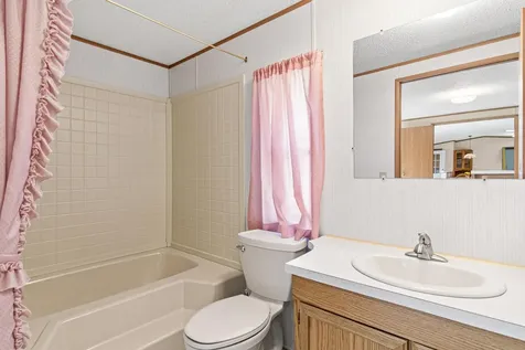 2215 Sugar Pine Drive Cambridge MN 55008