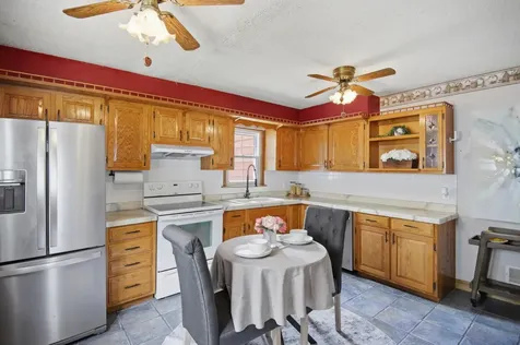 904 14th Avenue SE Austin MN 55912