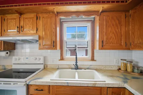 904 14th Avenue SE Austin MN 55912