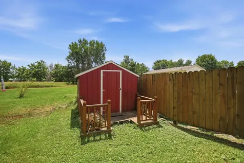 904 14th Avenue SE Austin MN 55912