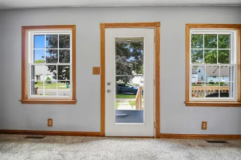 904 14th Avenue SE Austin MN 55912
