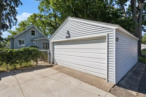 1845 Benson Avenue Saint Paul MN 55116