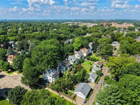 1905 Laurel Avenue Saint Paul MN 55104