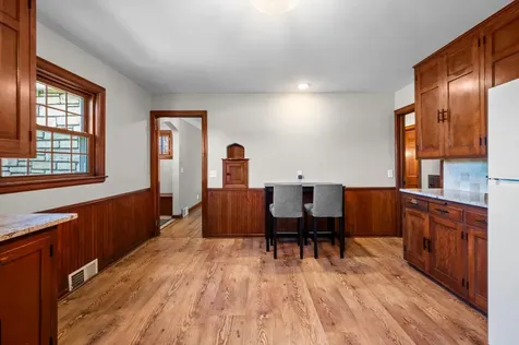 102 14th Avenue N Hopkins MN 55343