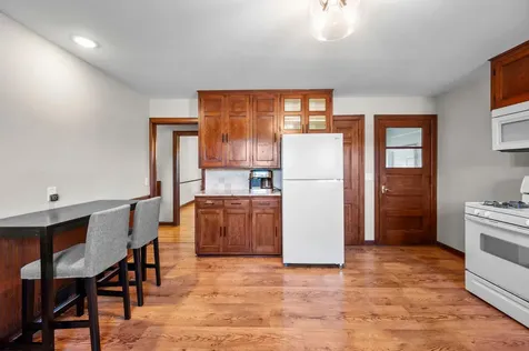 102 14th Avenue N Hopkins MN 55343