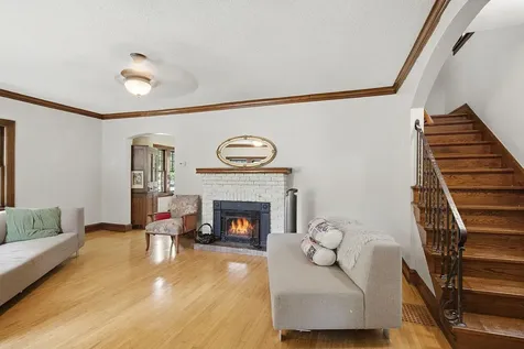 3856 Welcome Avenue N Robbinsdale MN 55422