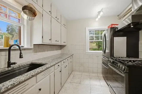 3856 Welcome Avenue N Robbinsdale MN 55422