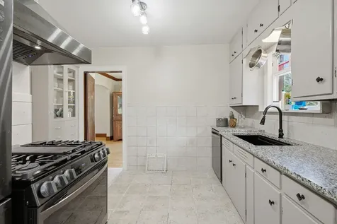 3856 Welcome Avenue N Robbinsdale MN 55422