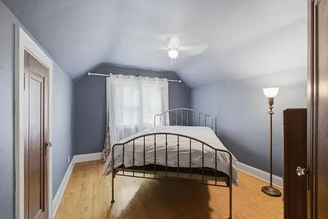 3856 Welcome Avenue N Robbinsdale MN 55422