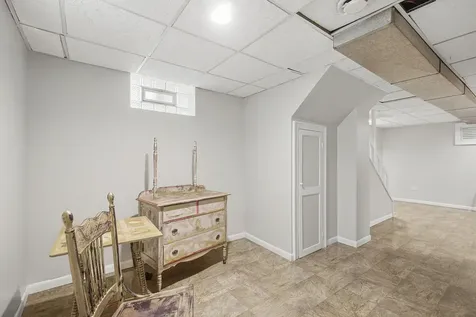 3856 Welcome Avenue N Robbinsdale MN 55422