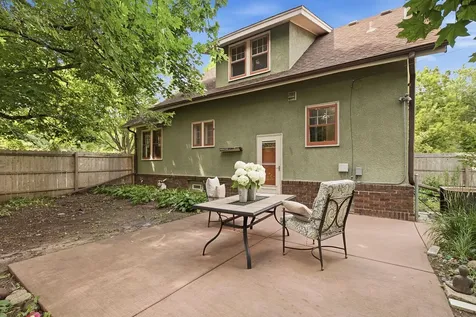 3856 Welcome Avenue N Robbinsdale MN 55422