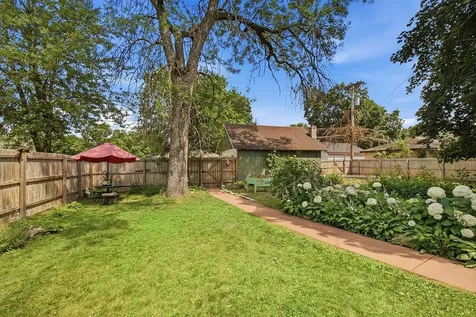 3856 Welcome Avenue N Robbinsdale MN 55422
