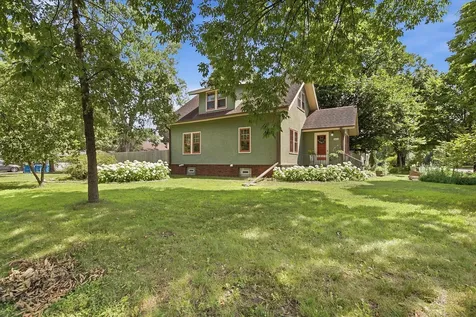 3856 Welcome Avenue N Robbinsdale MN 55422