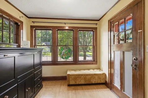 3856 Welcome Avenue N Robbinsdale MN 55422